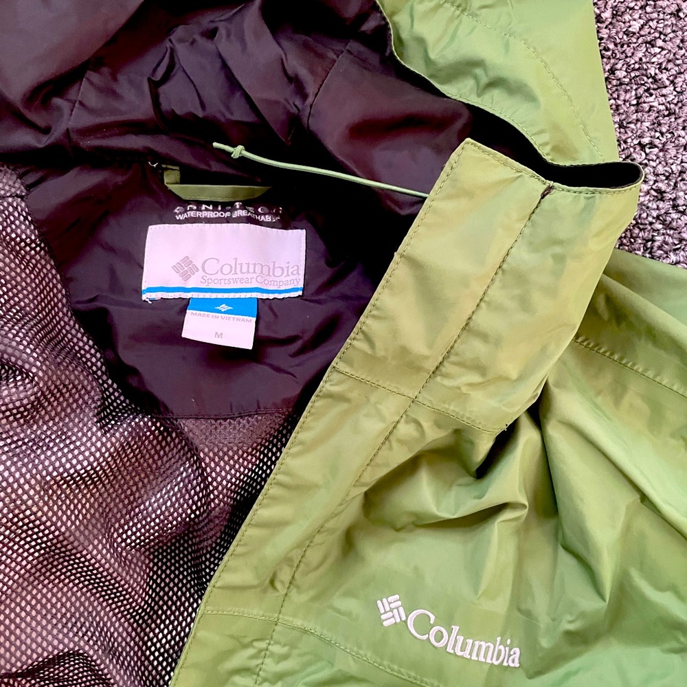 Green Columbia OmniTeck Windbreaker